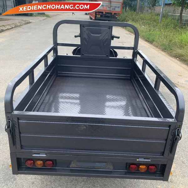 Kích thước thùng xe EV700