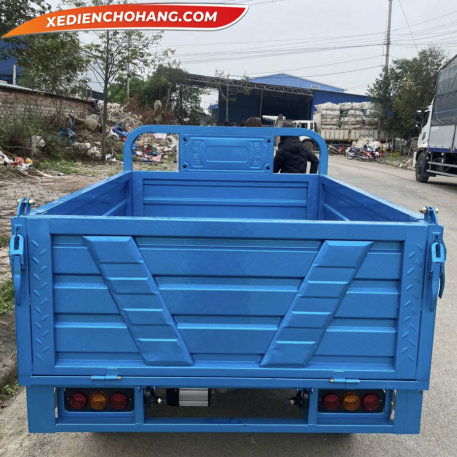 Khám phá các mẫu xe điện chở hàng 3 bánh có khả năng leo dốc mạnh mẽ nhất hiện nay - Xe Điện Chở Hàng EV500DO Xe Dien 3 Banh Ev500 700kg Mau Xanh