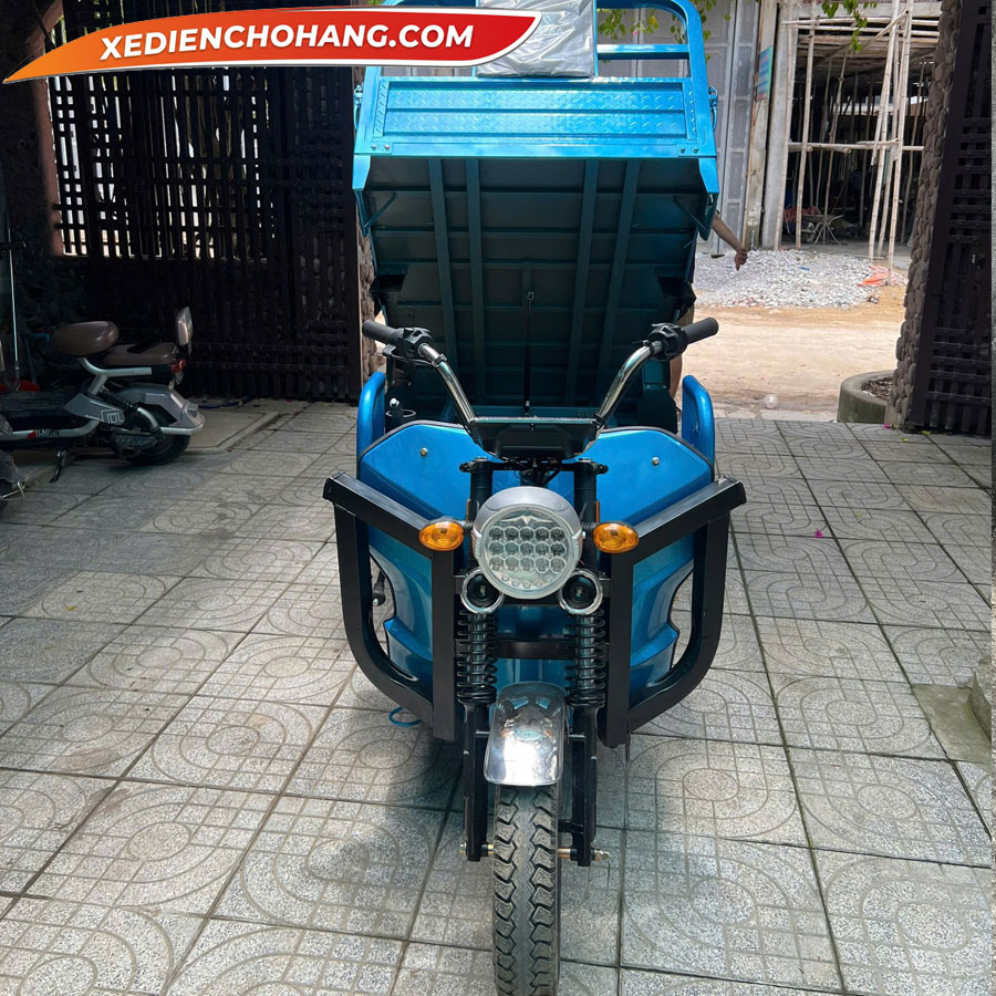 Khám phá các mẫu xe điện chở hàng 3 bánh có khả năng leo dốc mạnh mẽ nhất hiện nay - Xe Điện Chở Hàng EV500DO Xe Dien 3 Banh Ev500 700kg Mau Xanh