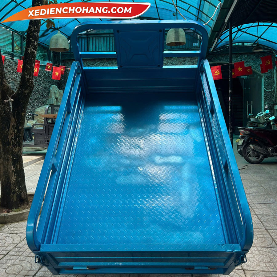 Khám phá các mẫu xe điện chở hàng 3 bánh có khả năng leo dốc mạnh mẽ nhất hiện nay - Xe Điện Chở Hàng EV500DO Xe Dien 3 Banh Ev500 700kg Mau Xanh