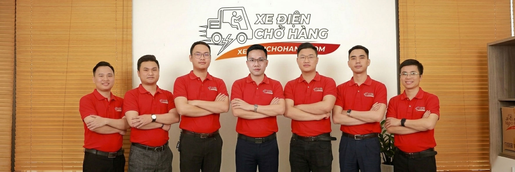 ceo ngo vien phong - Xe Điện Chở Hàng